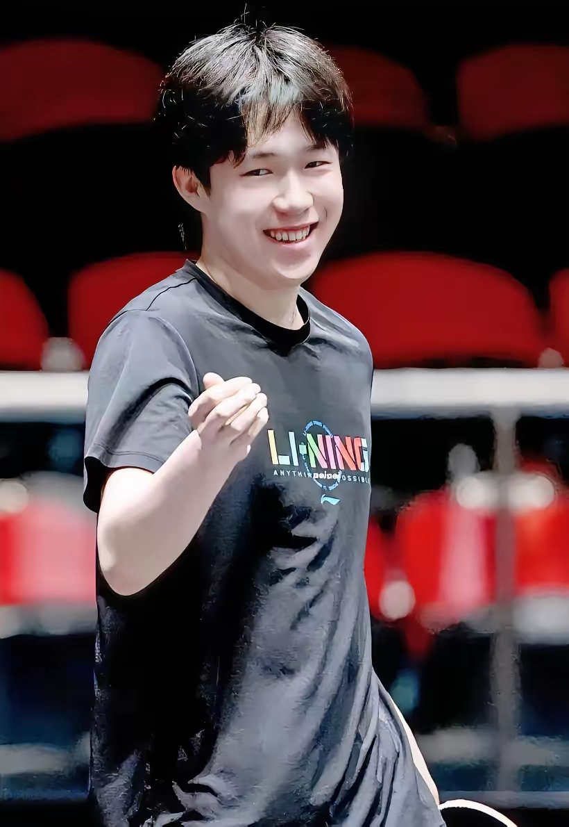 S赛选手发挥出色,荣膺最佳MVP的简单介绍 S赛选手发挥出色,荣膺最佳MVP的简单介绍