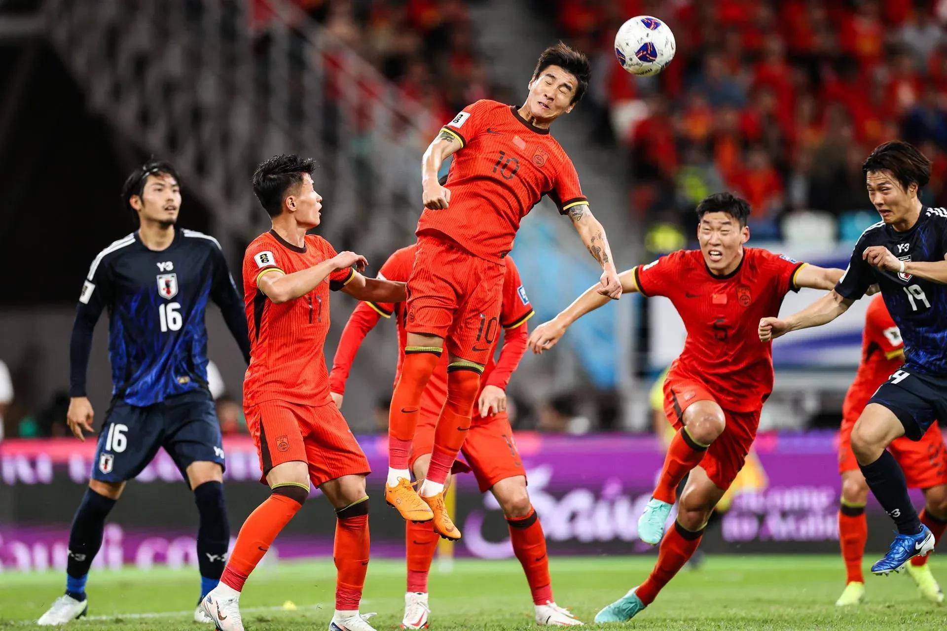 开云体育中国-包含冷门频出！亚洲杯战况跌宕起伏的词条