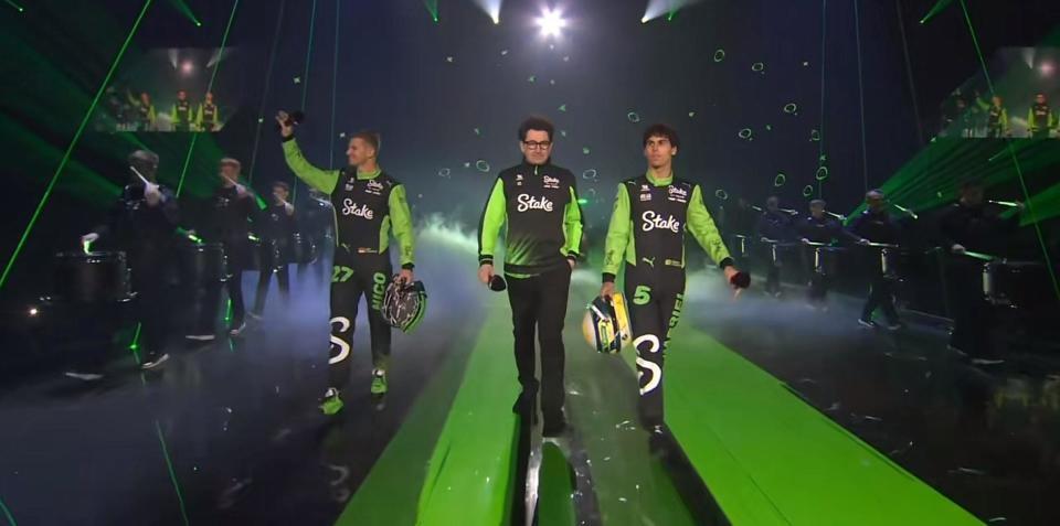 开云sport-法拉利力克索伯车队，塞恩斯统治全场的简单介绍