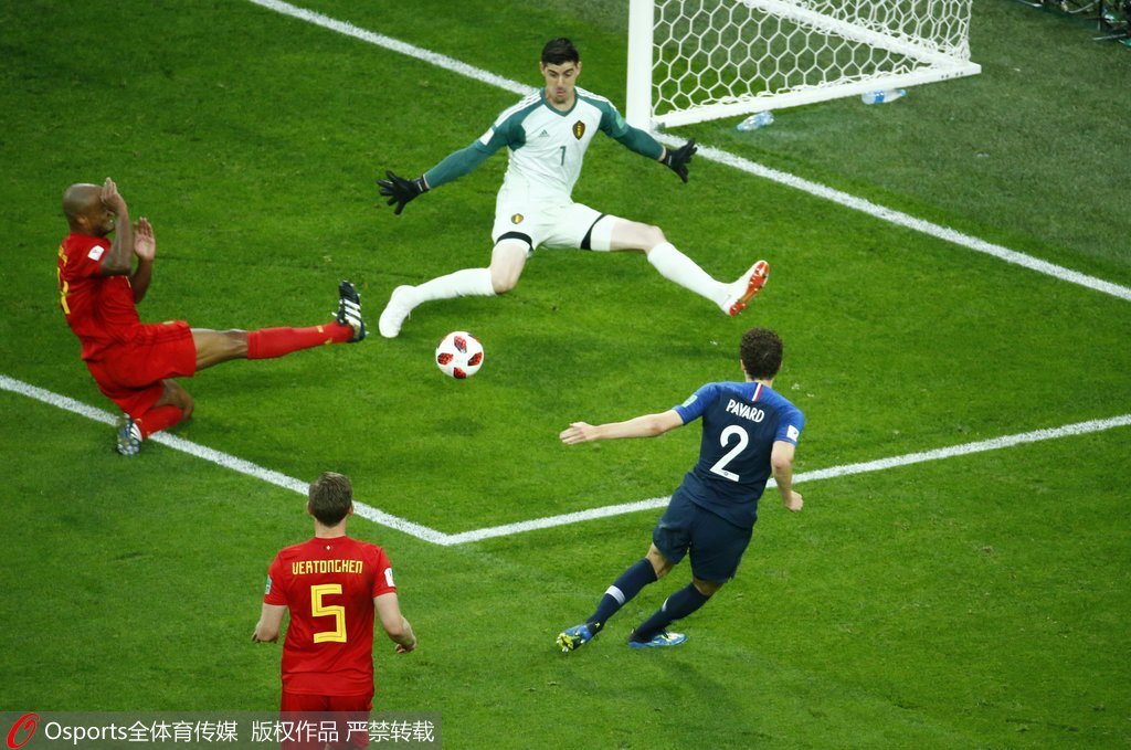 巴西逆转丹麦，库尔图瓦高光表现