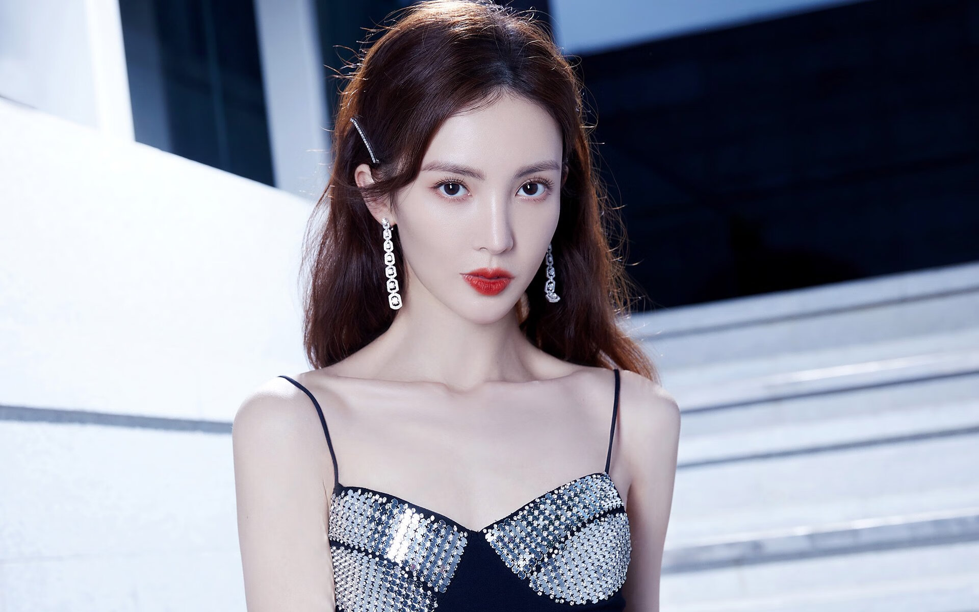 开云体育在线-一肩挑起两支球队，当武切维奇同时成为公牛与黄蜂的攻防难题