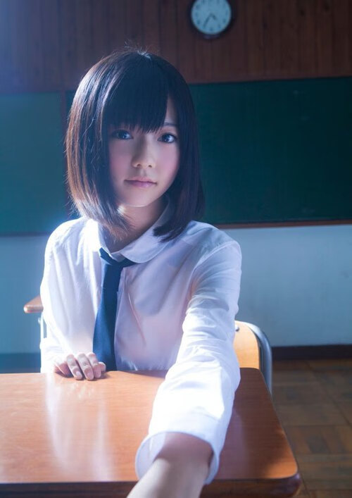 孤星闪耀与铁壁合围,梅西的魔法与奥地利体系的胜利