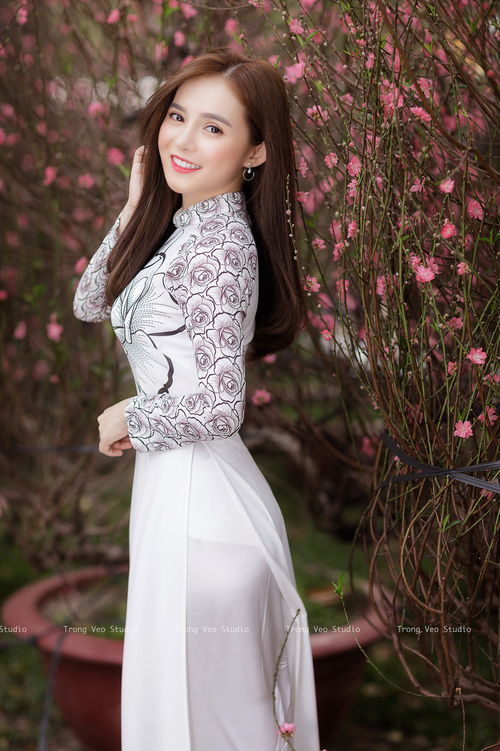 开云体育中国-当太极推手遇上海啸碾压，2026世界杯D组，澳大利亚用中场铜墙铁壁，将一人球队的童话碾碎在沙漠里